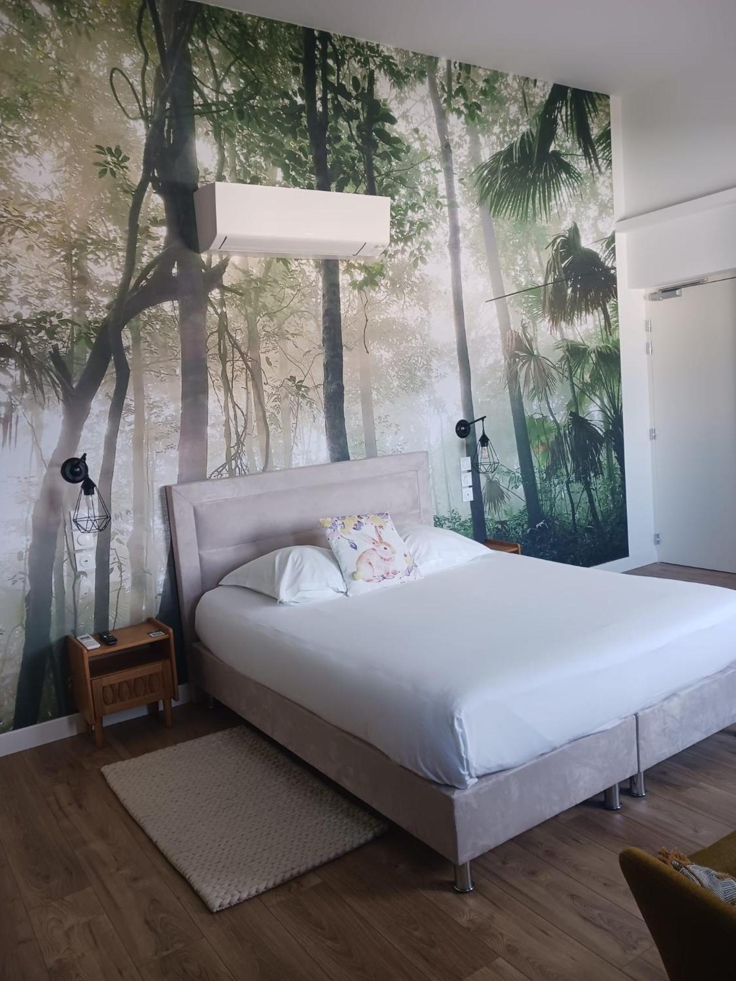 Hotel Merion à Villars-les-Dombes Extérieur photo