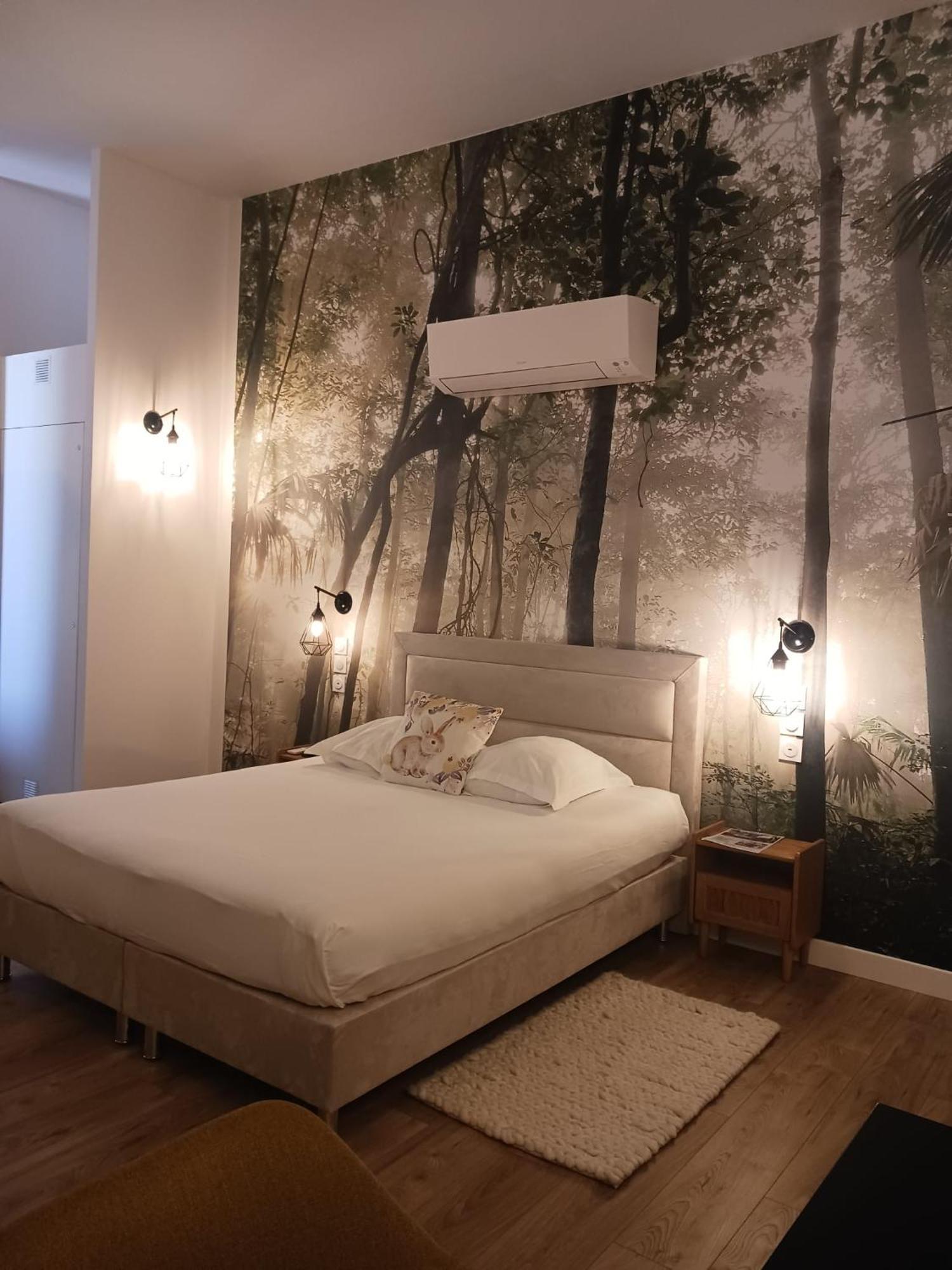 Hotel Merion à Villars-les-Dombes Extérieur photo
